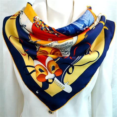 The Hermès Jacquard Carré – The World of Hermes© Scarves